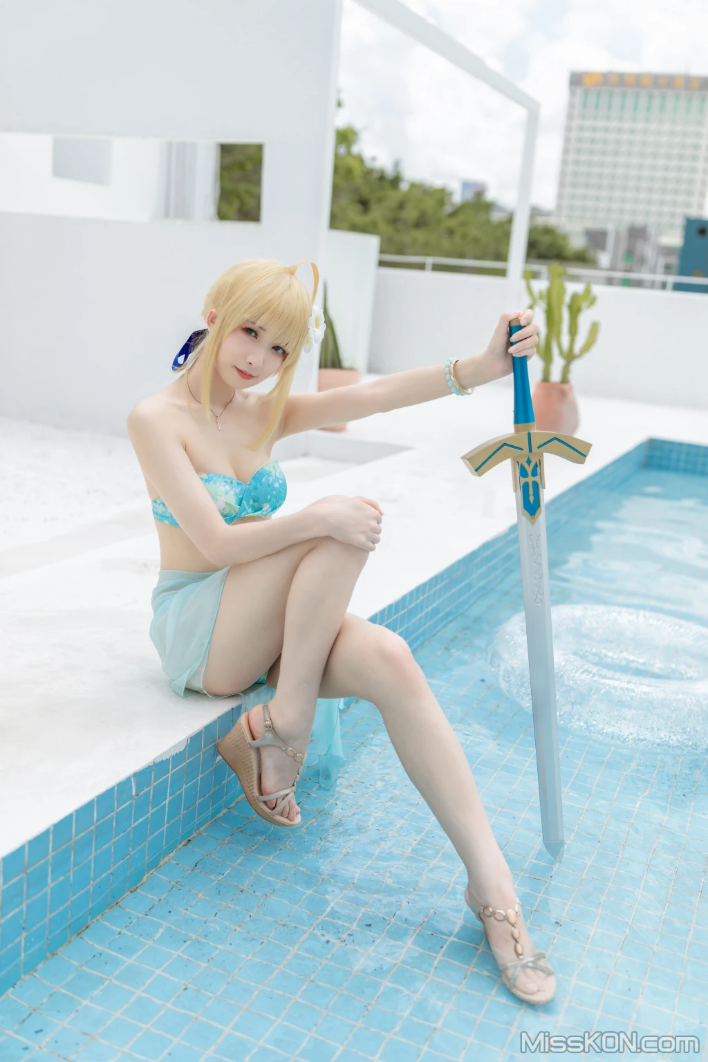 Coser@封疆疆v_ saber水着