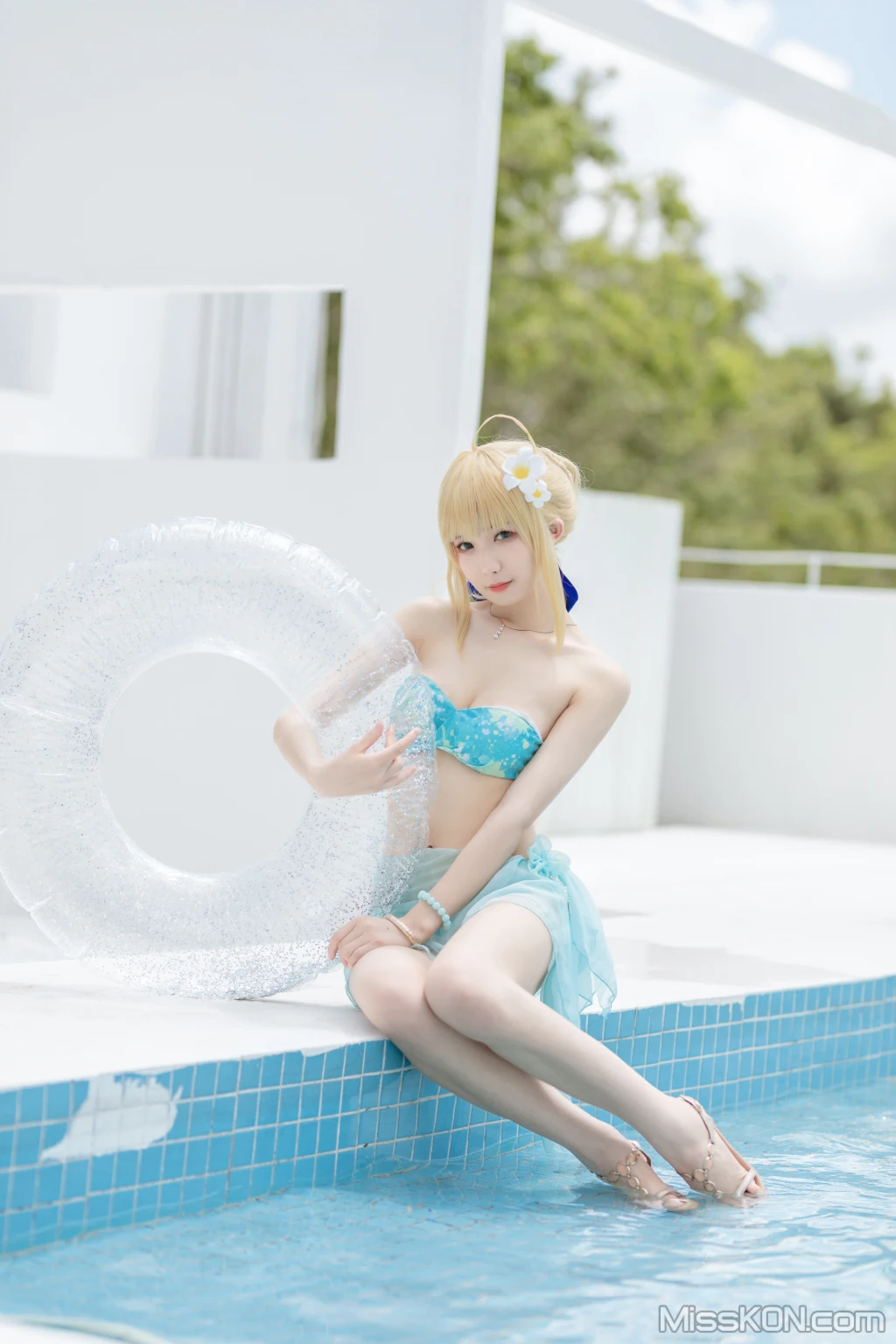 Coser@封疆疆v_ saber水着