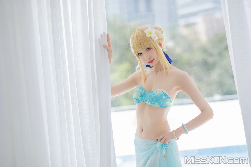 Coser@封疆疆v_ saber水着