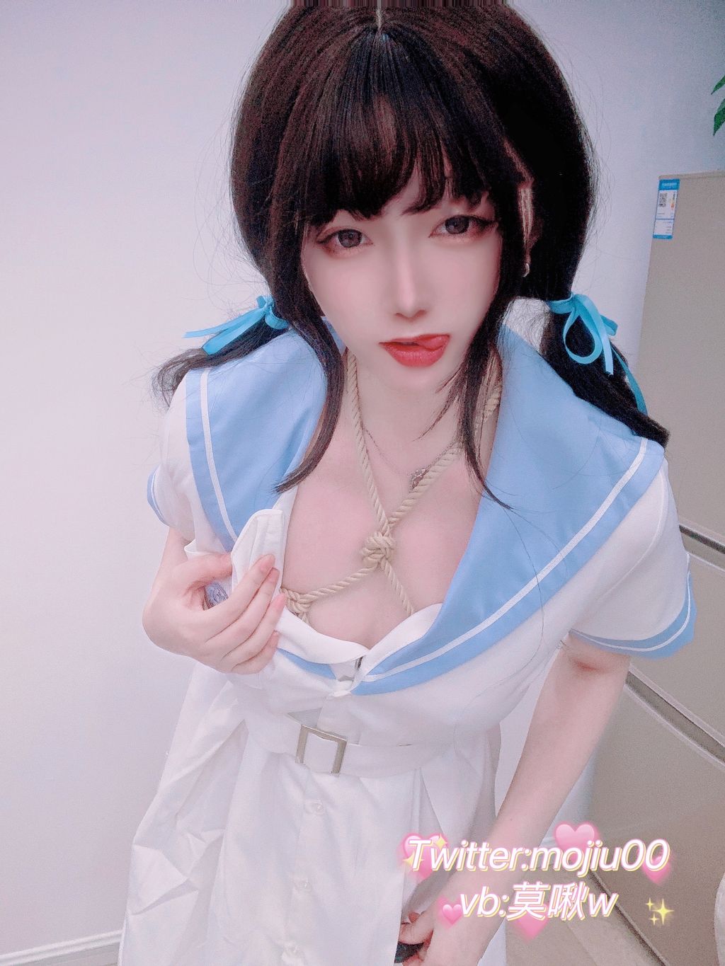 Coser@小青茗_ 反差美少女诱惑白丝JK