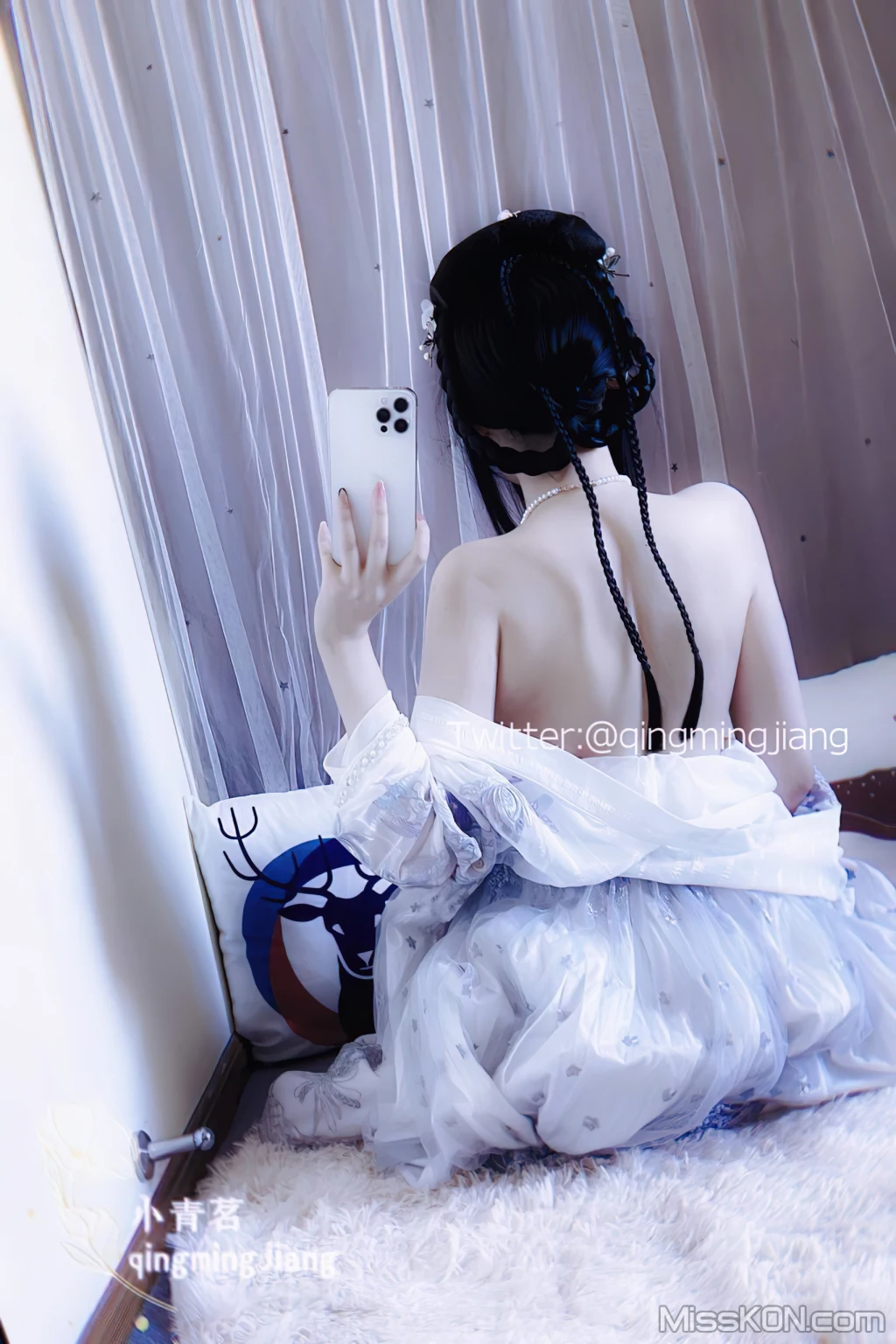 Coser@小青茗_ 唯美唐装古风下的美妙胴体