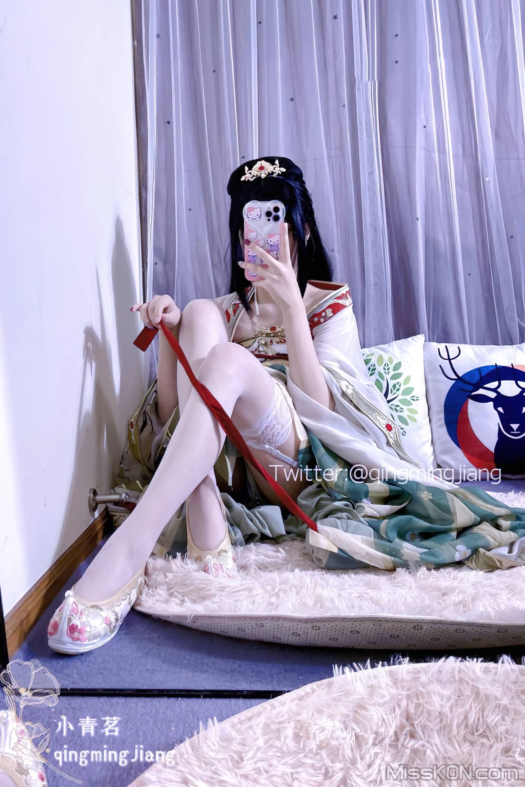 Coser@小青茗_ 唯美唐装古风下的美妙胴体