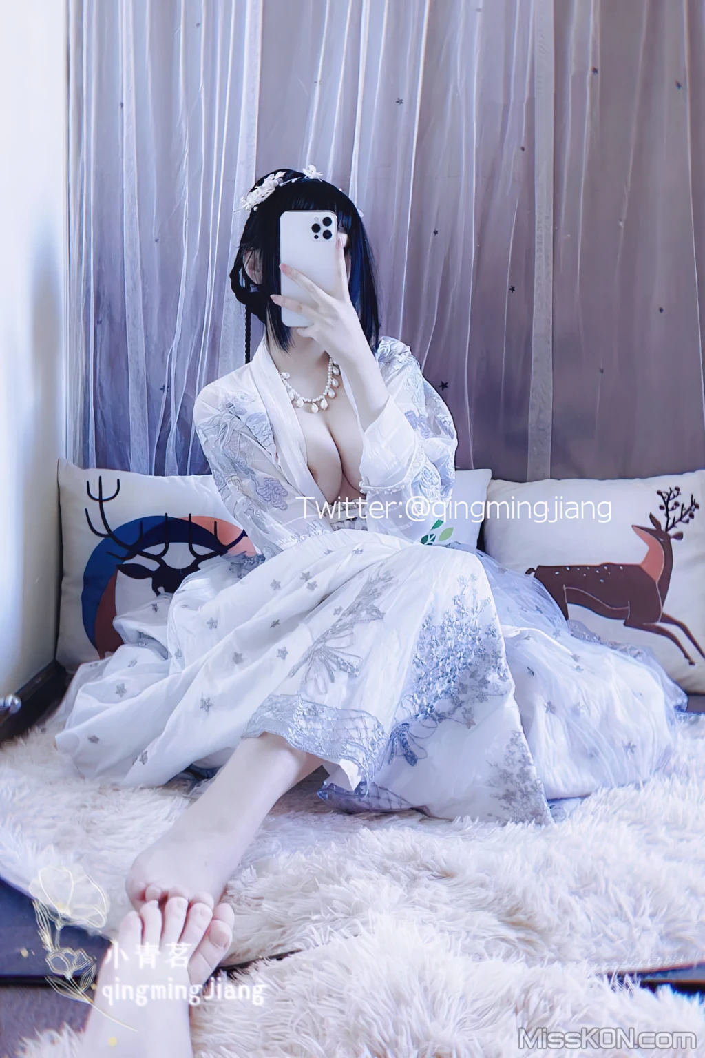 Coser@小青茗_ 唯美唐装古风下的美妙胴体