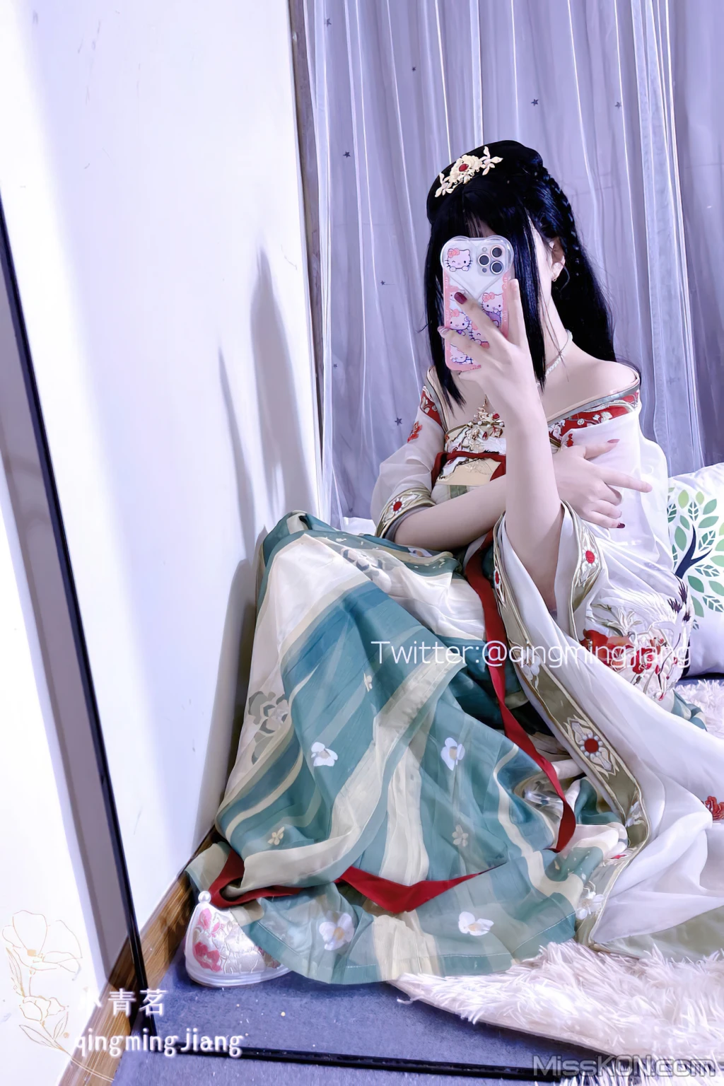 Coser@小青茗_ 唯美唐装古风下的美妙胴体