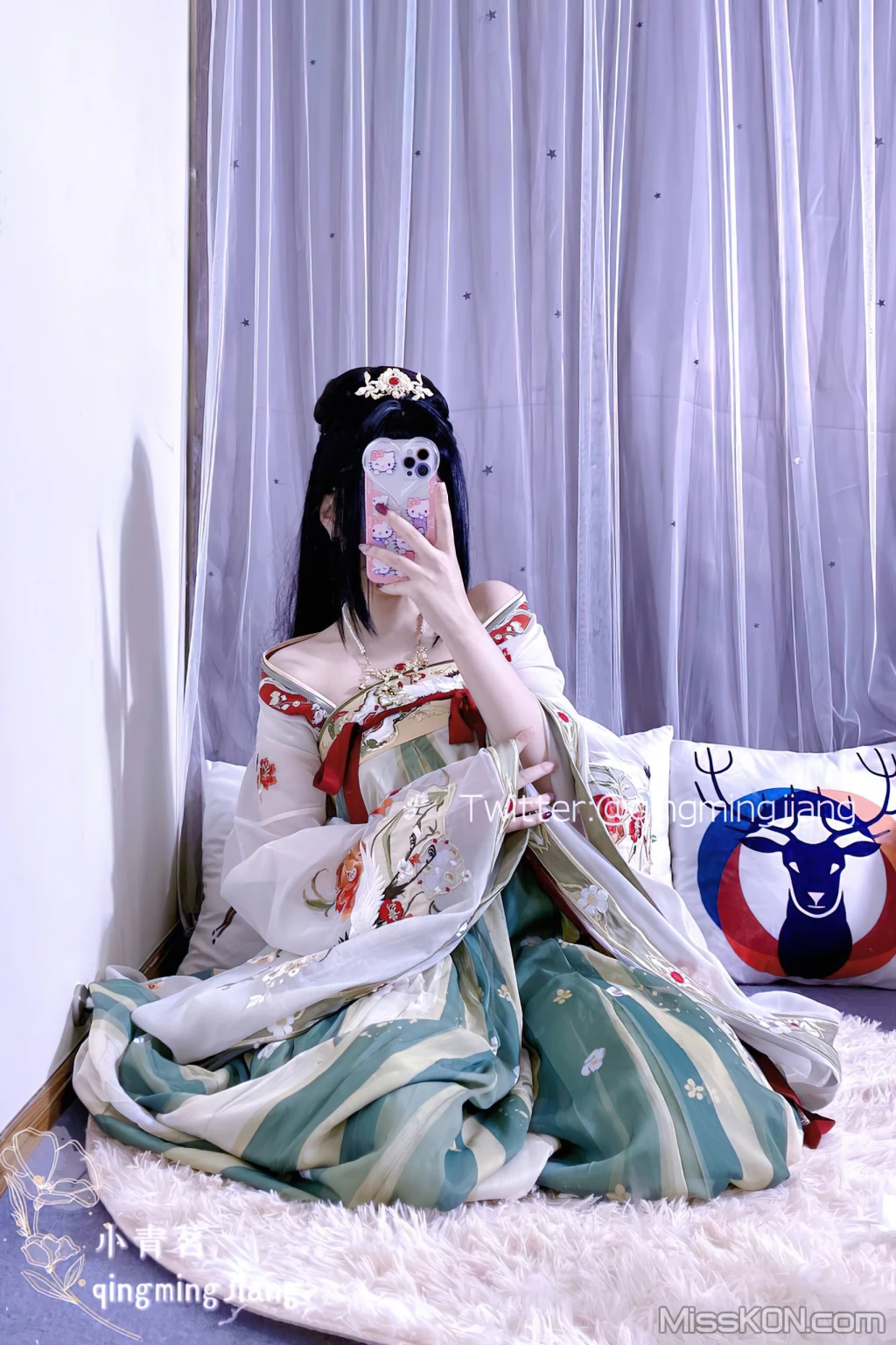 Coser@小青茗_ 唯美唐装古风下的美妙胴体