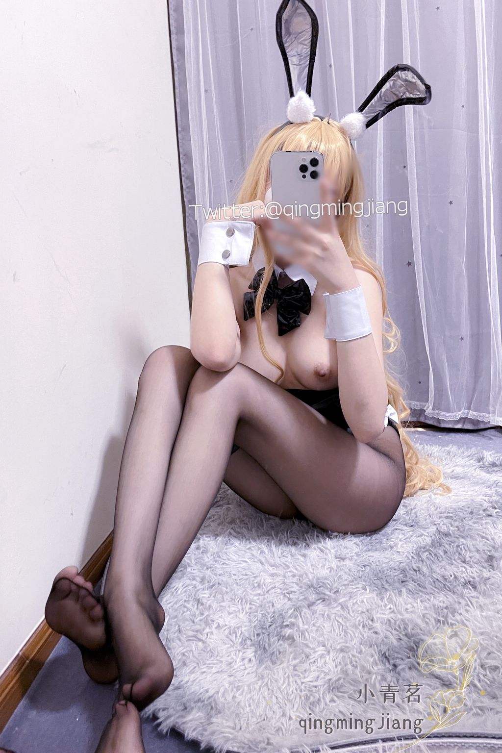 Coser@小青茗_ 黑丝兔女郎