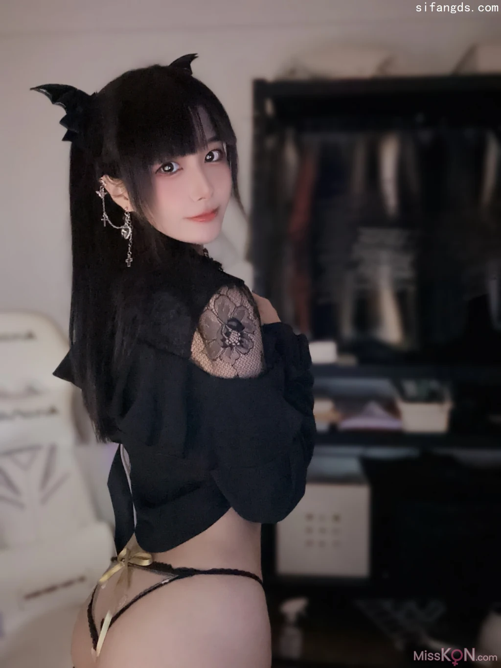 Coser@布丁大法 (Pudding Dafa)_ 2024年11月最新视图 性感情趣丝袜