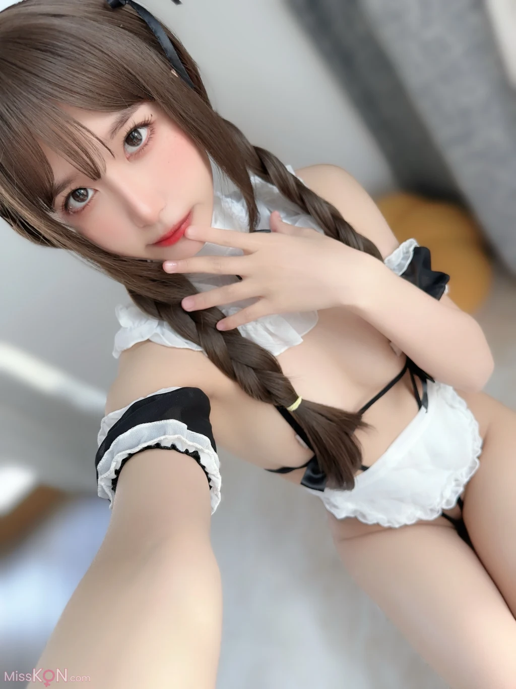 Coser@布丁大法 (Pudding Dafa)_ 乖巧女仆