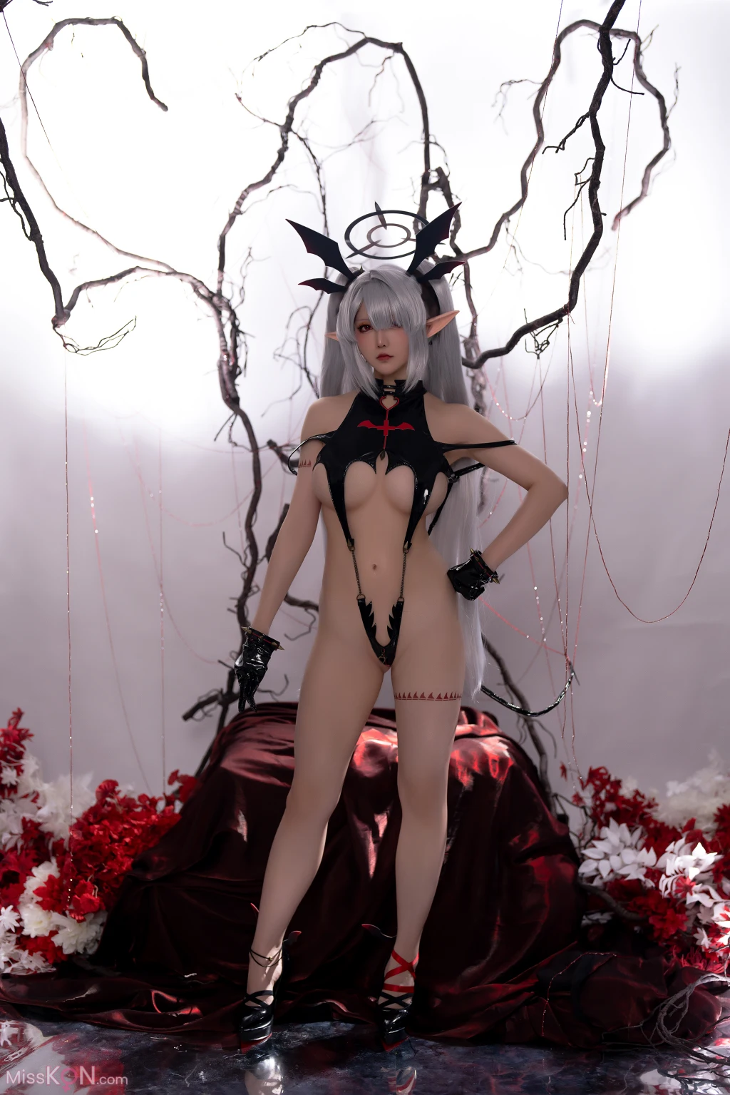 Coser@星之迟迟Hoshilily_ 2024年08月计划BA写真本 Erotopia