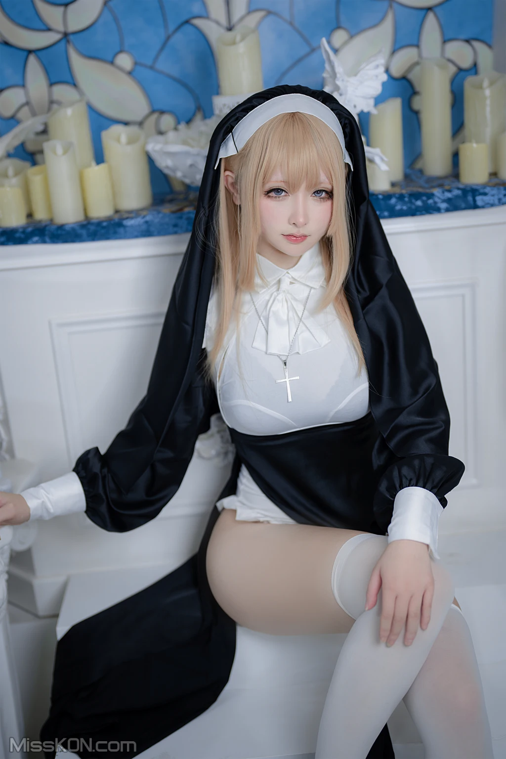 Coser@樱梨梨_ 修女