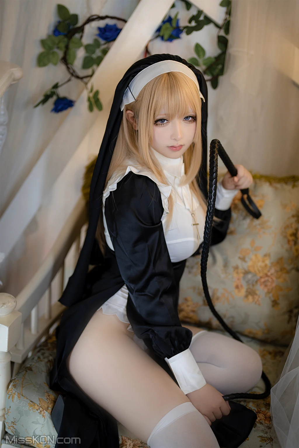 Coser@樱梨梨_ 修女