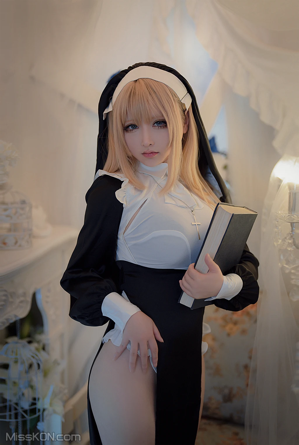 Coser@樱梨梨_ 修女