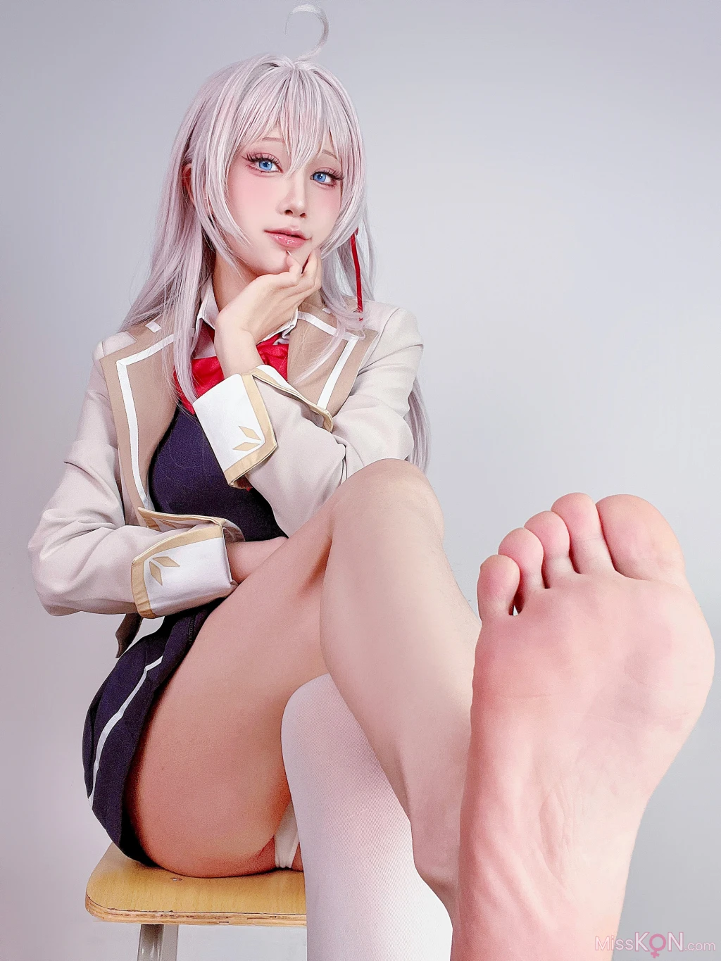 Coser@水淼Aqua_ 邻桌艾莉