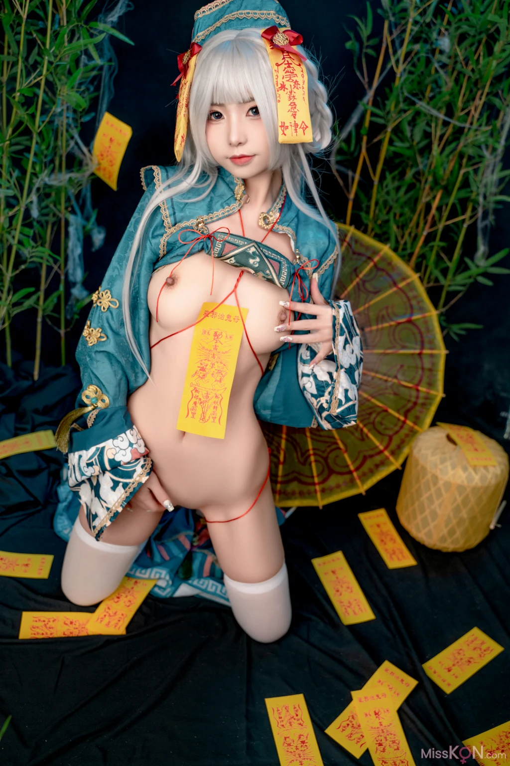 Coser@爆机少女喵小吉 (Nekokoyoshi)_ 子不语