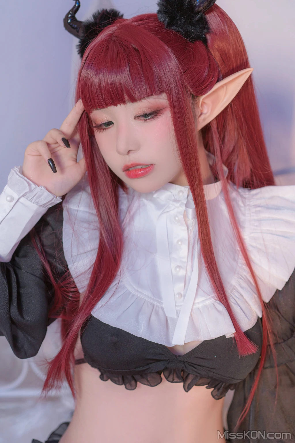 Coser@爆机少女喵小吉 (Nekokoyoshi)_ 更衣人偶坠入爱河