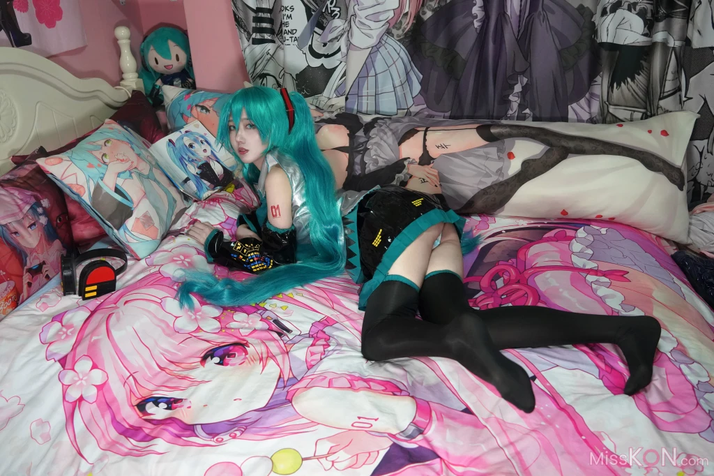 Coser@絞肉姬Walküre_ miku公式服