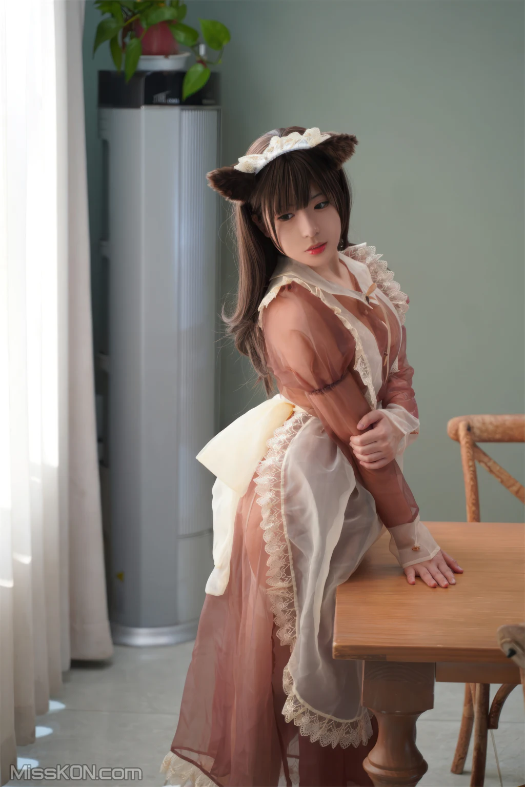 Coser@虎森森_ 棕色透明女仆