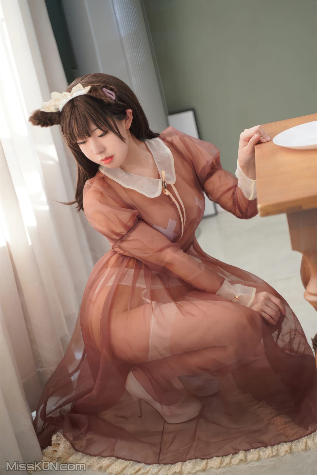 Coser@虎森森_ 棕色透明女仆