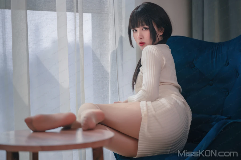 Coser@轩萧学姐_ 肉丝家妻