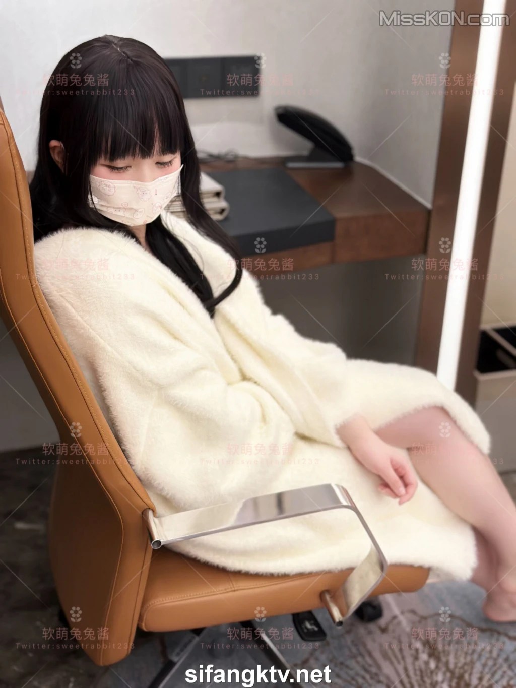 Coser@软萌兔兔酱_ 秘书