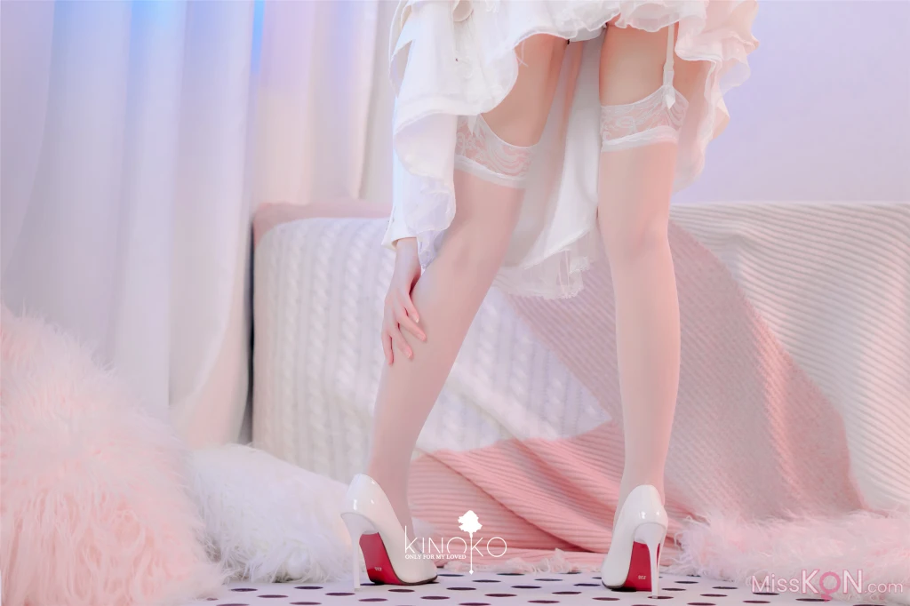 Coser@铃木美咲 (Misaki Suzuki)_ 520白丝情人节