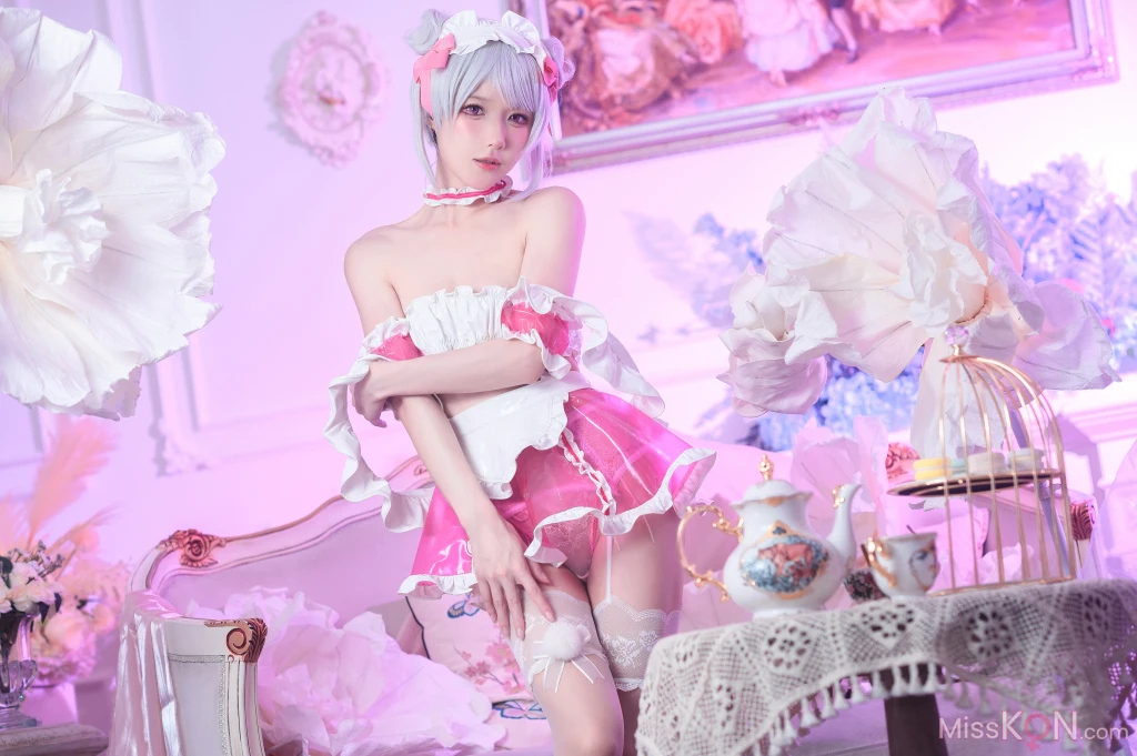 Coser@阿包也是兔娘_ 七夕粉粉女仆