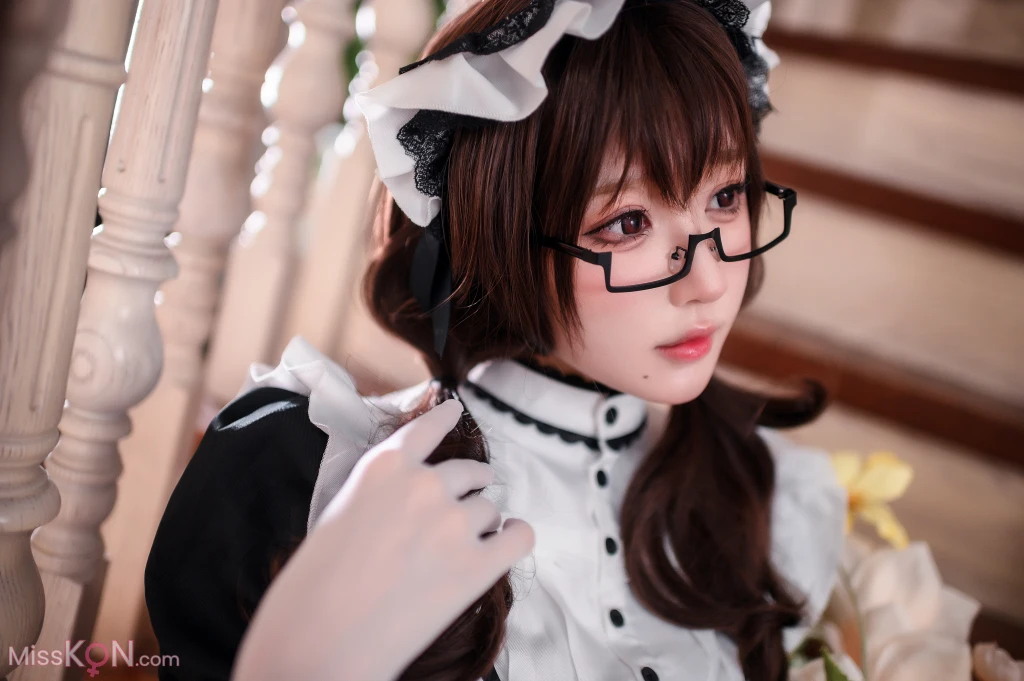 Coser@阿包也是兔娘_ 传统长裙女仆