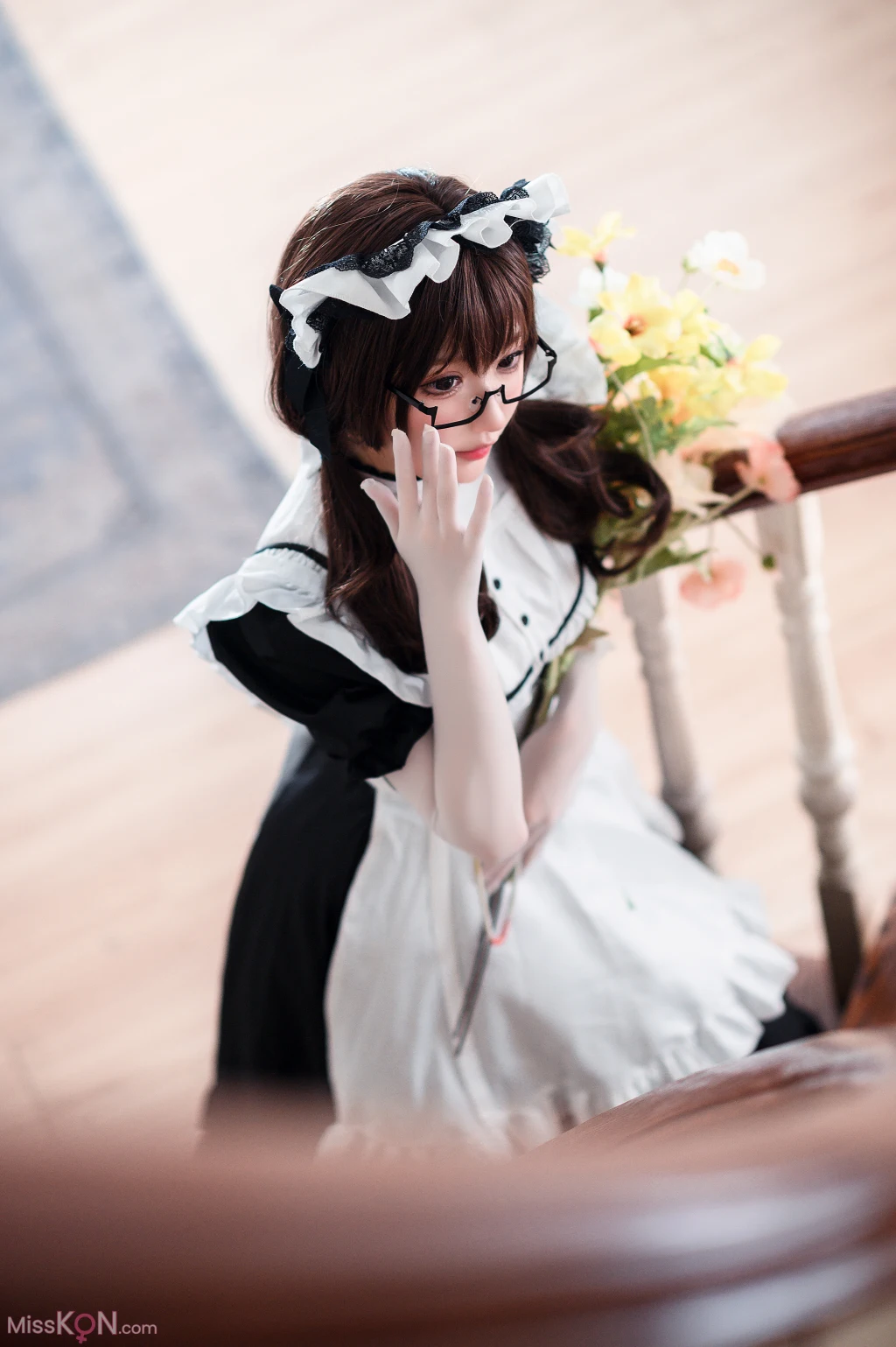 Coser@阿包也是兔娘_ 传统长裙女仆