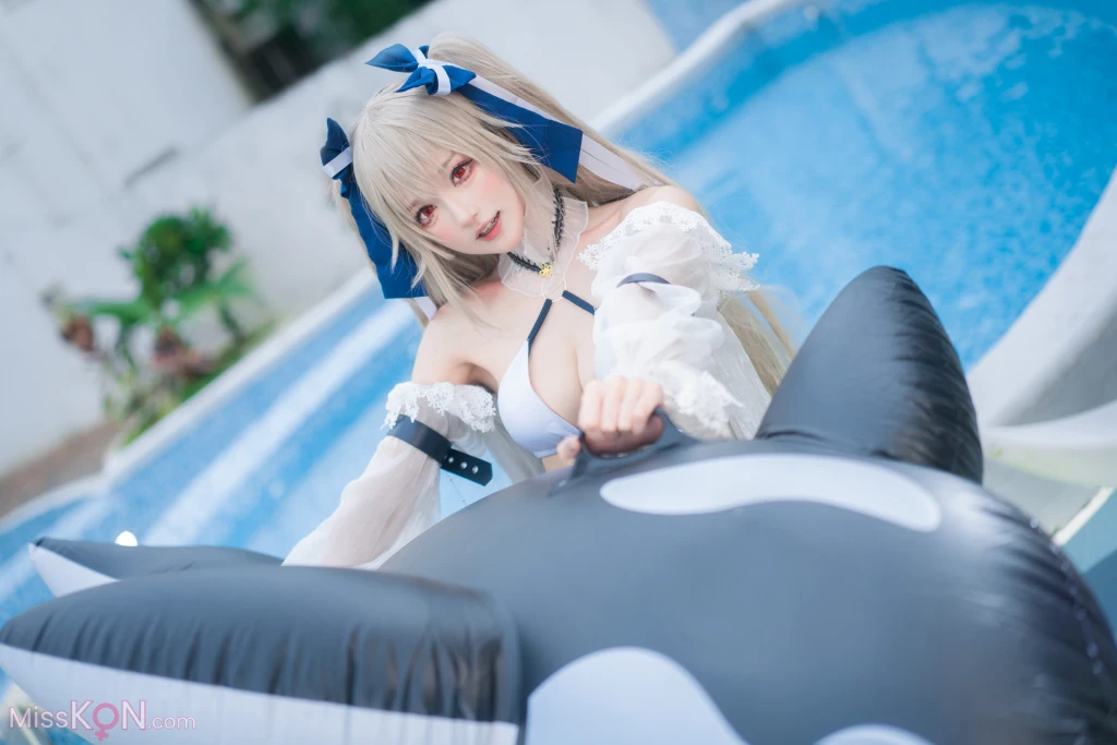 Coser@阿包也是兔娘_ 安克雷奇泳装