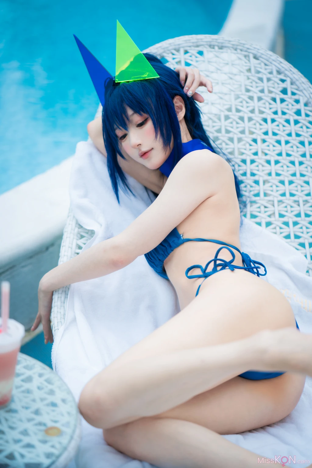 Coser@阿包也是兔娘_ 花园泳装