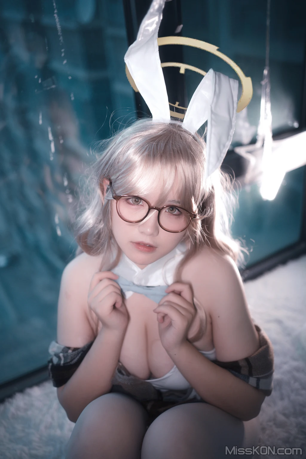 Coser@阿半今天很开心_ 蔚蓝档案 室笠茜 兔女郎