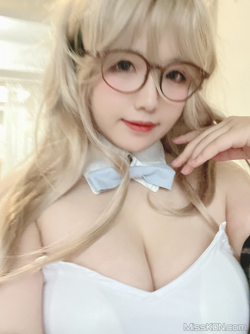 Coser@阿半今天很开心_ 蔚蓝档案 室笠茜 兔女郎