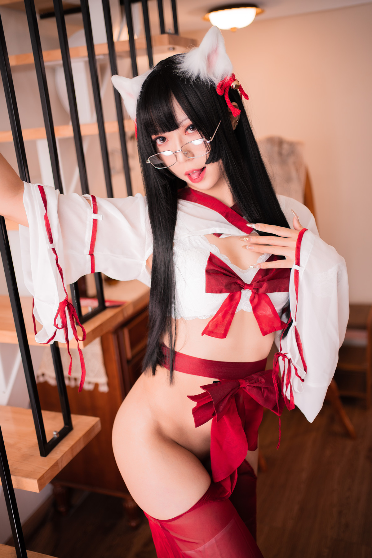 Cosplay Money冷冷 巫女 Shrine Maiden