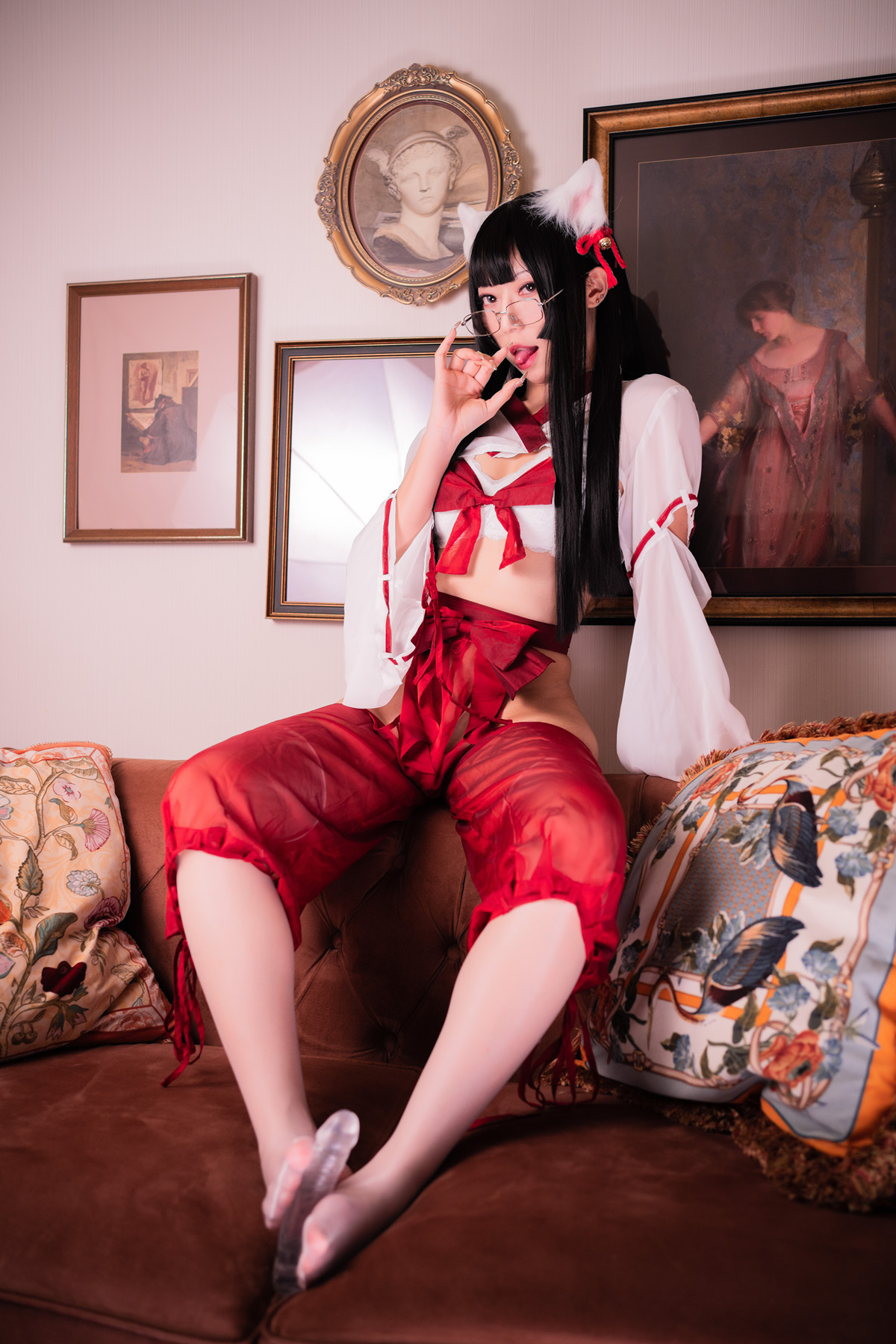 Cosplay Money冷冷 巫女 Shrine Maiden