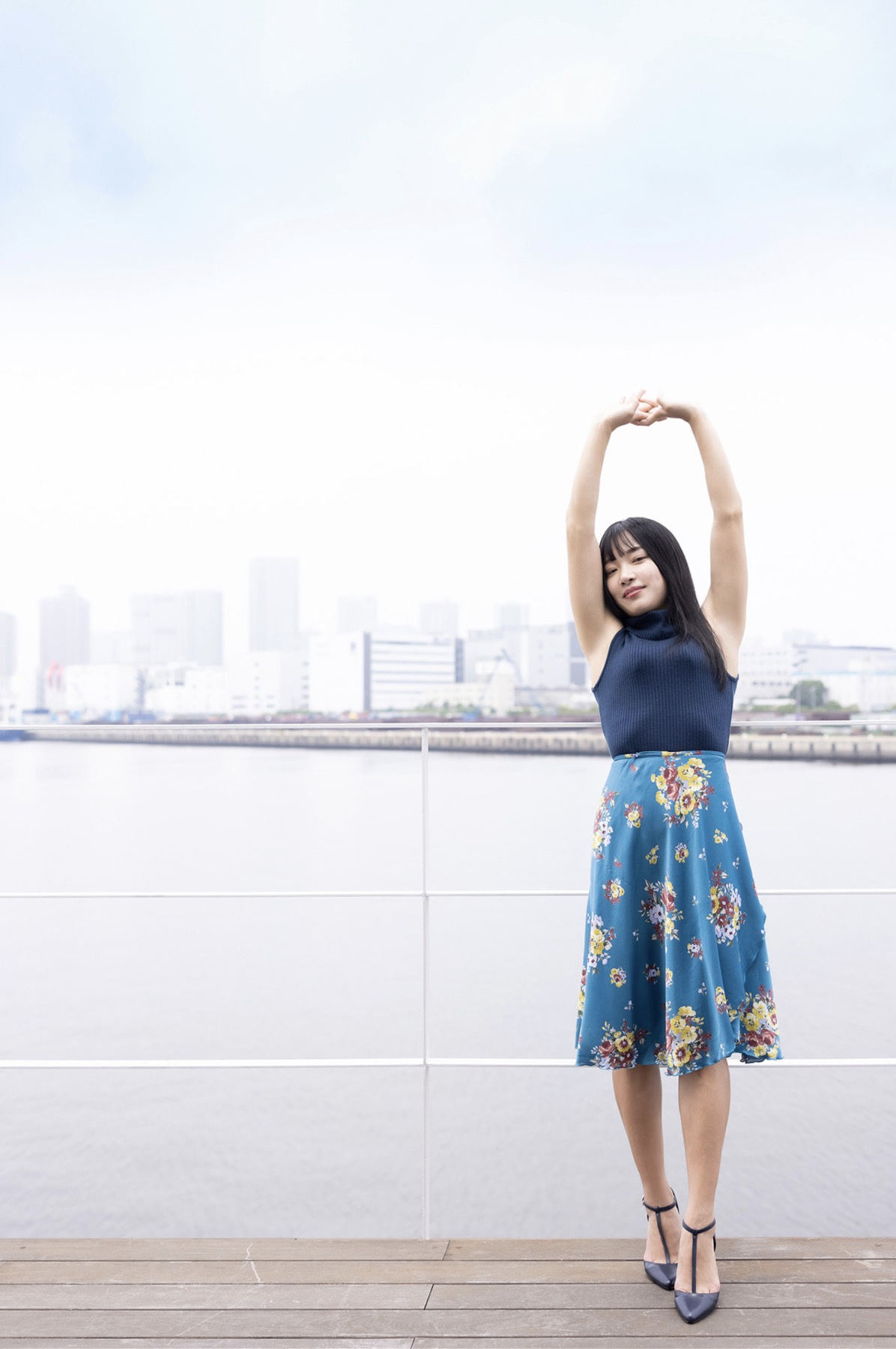 Rika Aisawa 藍沢梨夏, 週刊ポストデジタル写真集 ‘パンチラの向こう側’ Set.01