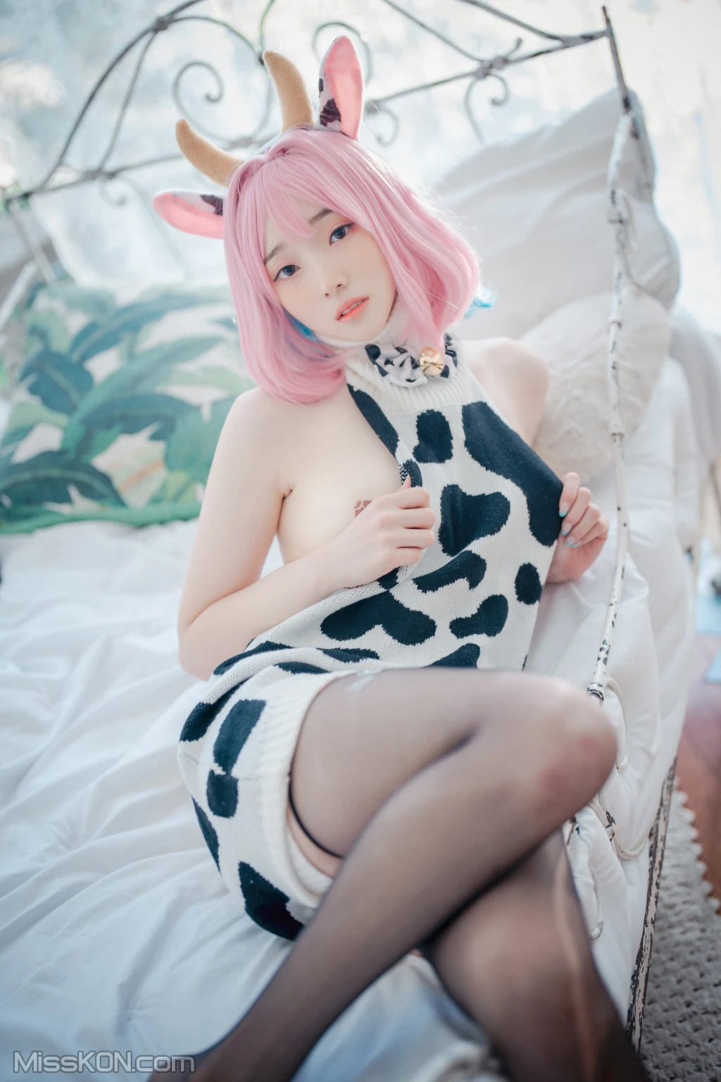 DJAWA Photo – Bambi (밤비)_ “Riamu’s Celebrating the Year of the Cow”