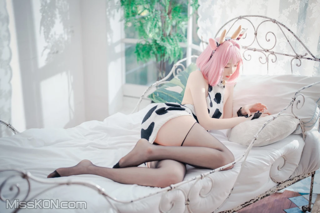 DJAWA Photo – Bambi (밤비)_ “Riamu’s Celebrating the Year of the Cow”