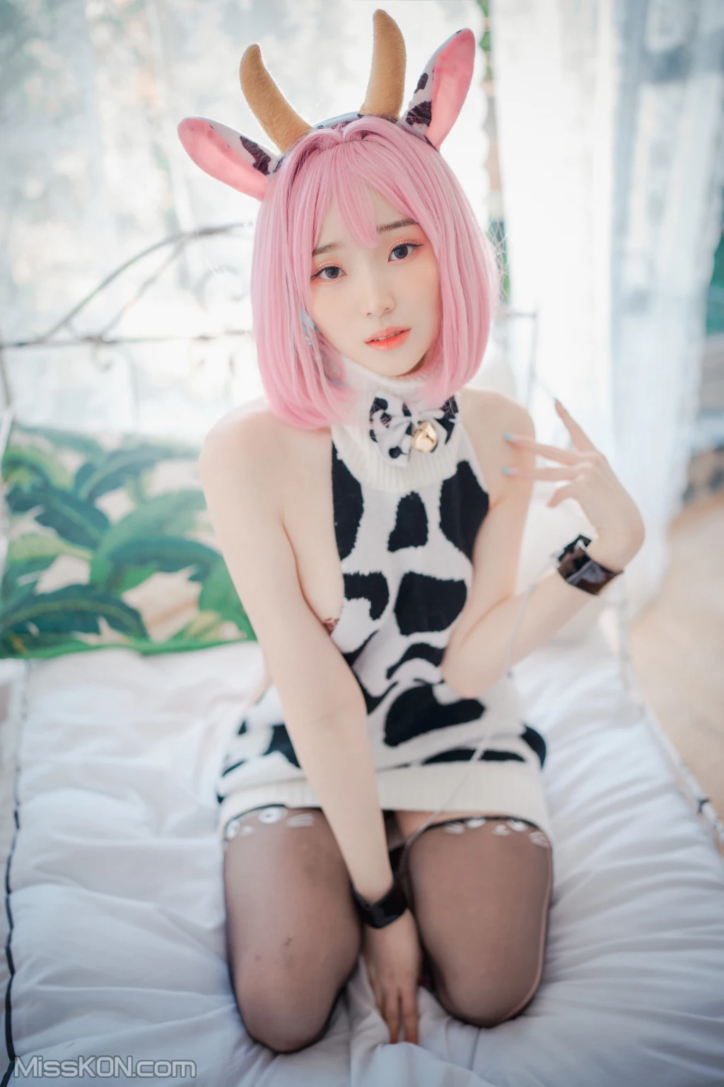 DJAWA Photo – Bambi (밤비)_ “Riamu’s Celebrating the Year of the Cow”