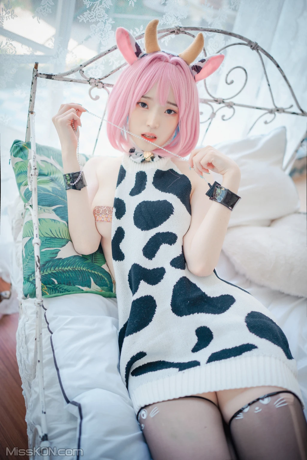 DJAWA Photo – Bambi (밤비)_ “Riamu’s Celebrating the Year of the Cow”