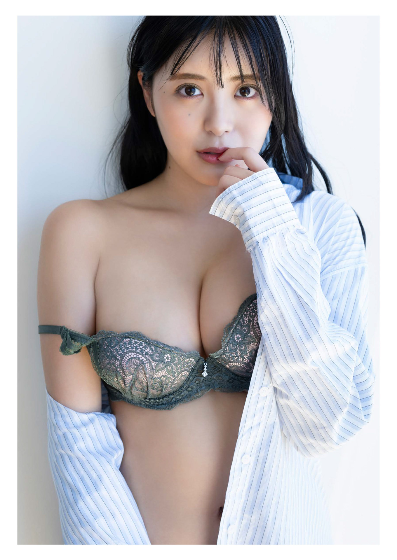 Hana Takeuchi 竹内花, 写真集 サンプル版 また会いたい