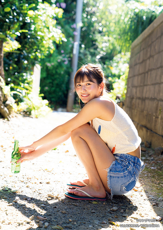 Haruka Arai 新井遥, Young Magazine 2021 No.01 (ヤングマガジン 2021年01号)