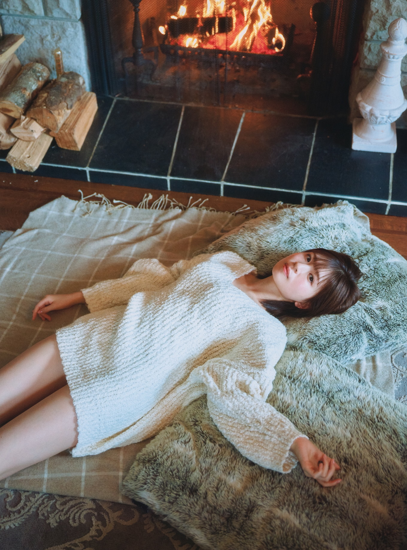 Konoka Matsuda 松田好花, 1st写真集 Photobook 「振り向いて」 Set.03