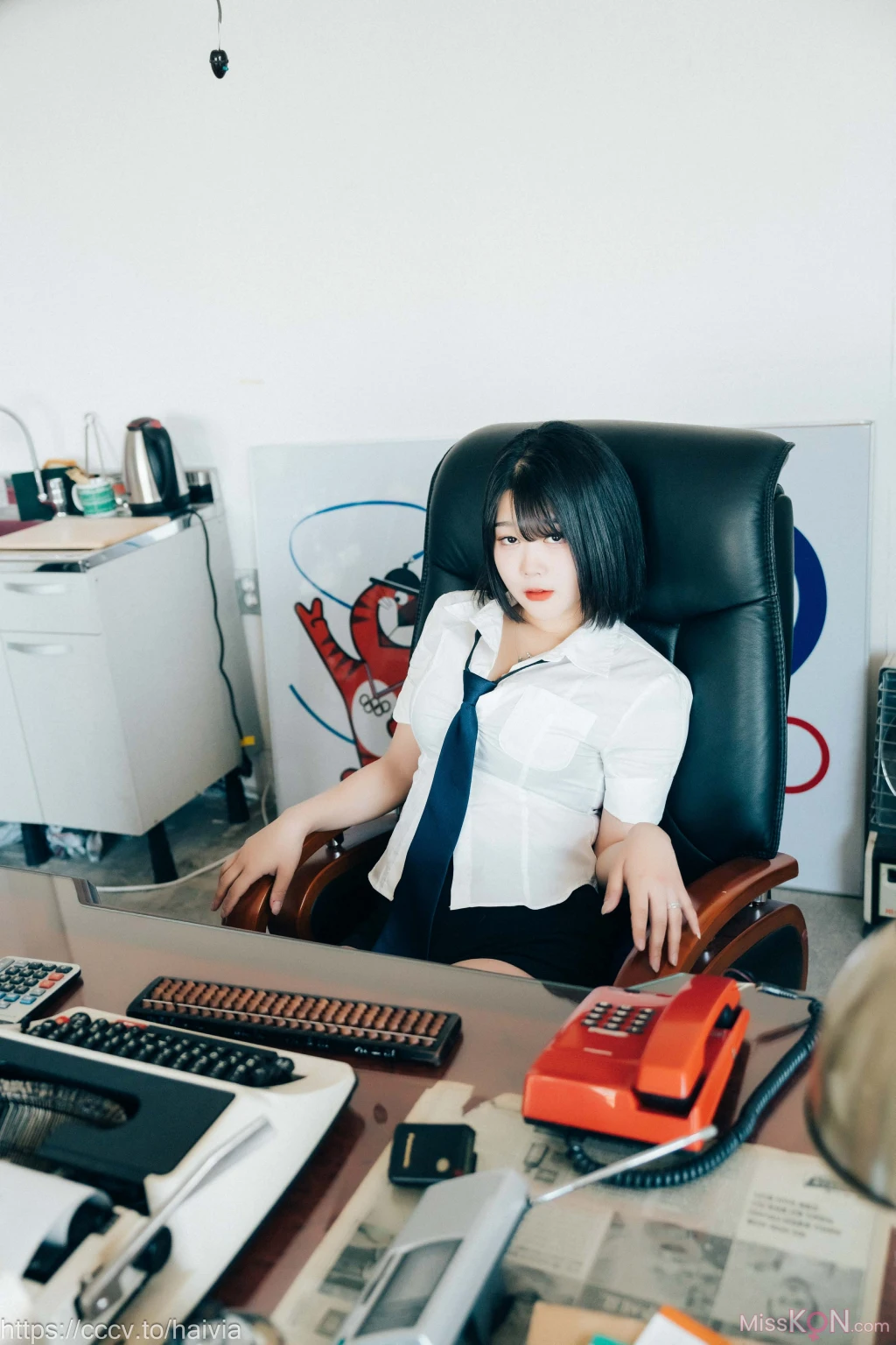 [Loozy] Zia (지아)_ Female Employee