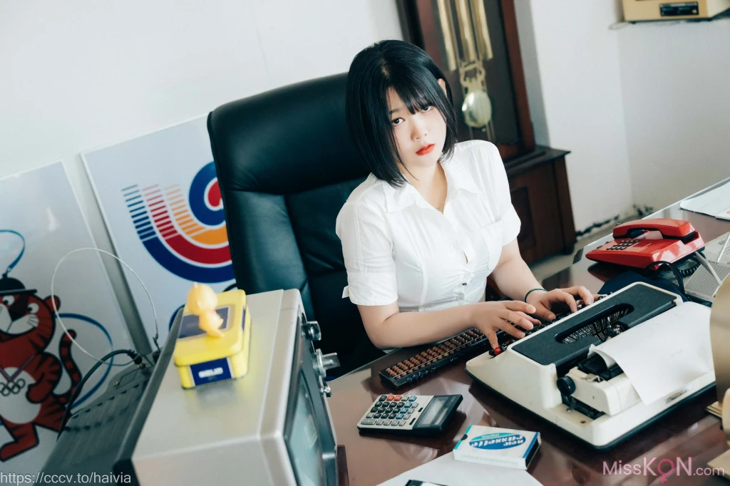 [Loozy] Zia (지아)_ Female Employee