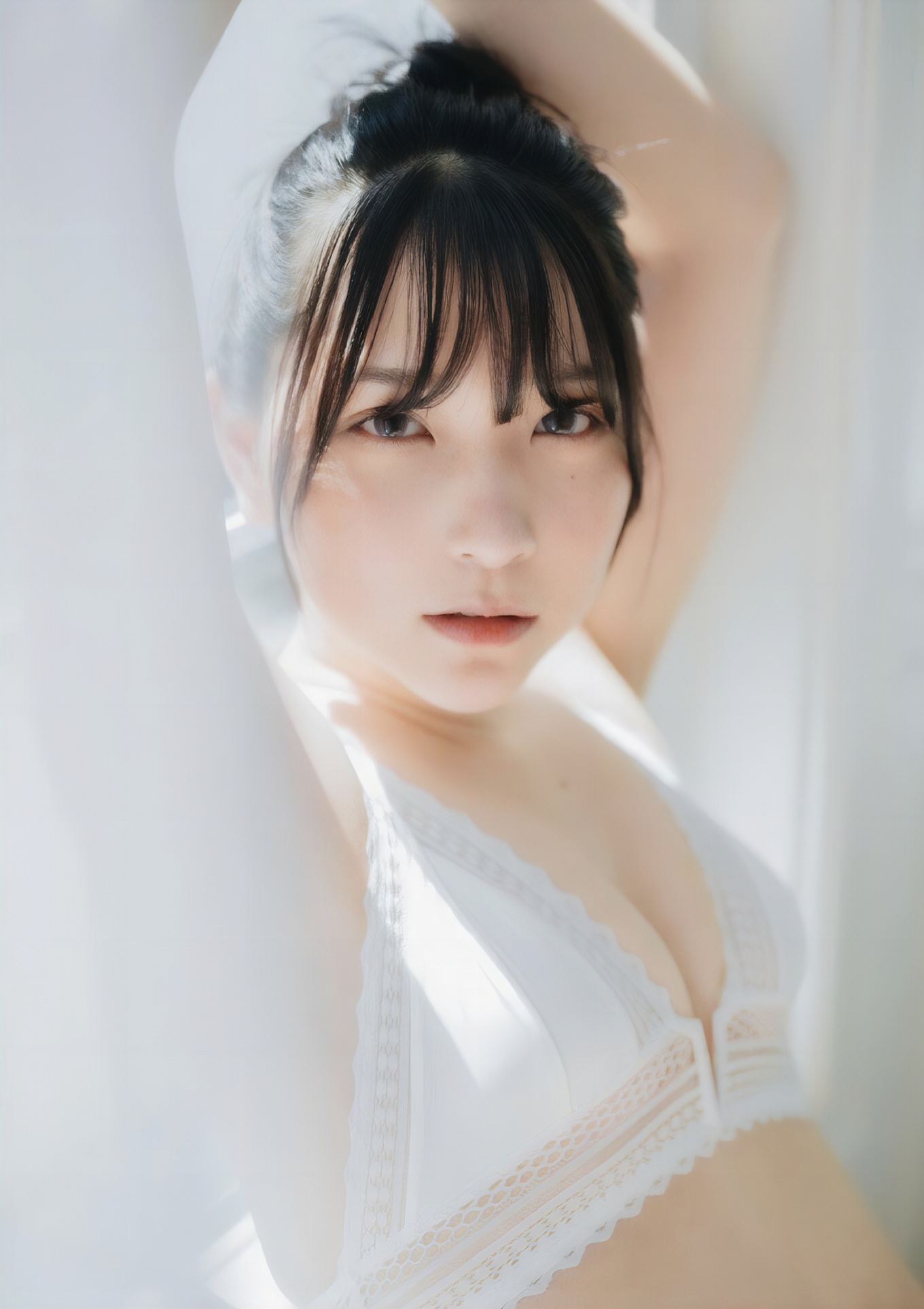 Marina Amatsu あまつまりな, 完全限定写真集 ‘The Queen’ Set.04