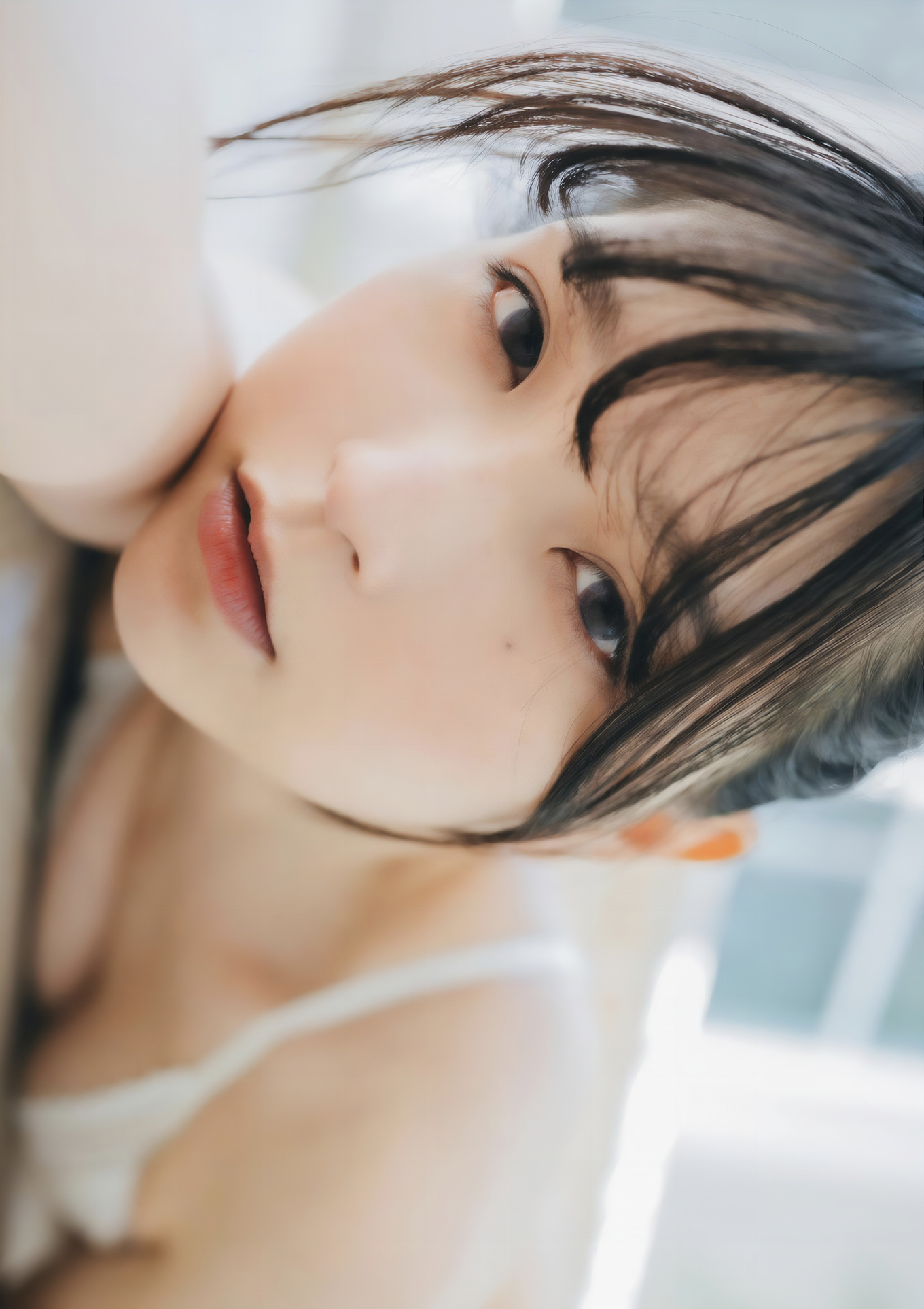 Marina Amatsu あまつまりな, 完全限定写真集 ‘The Queen’ Set.04