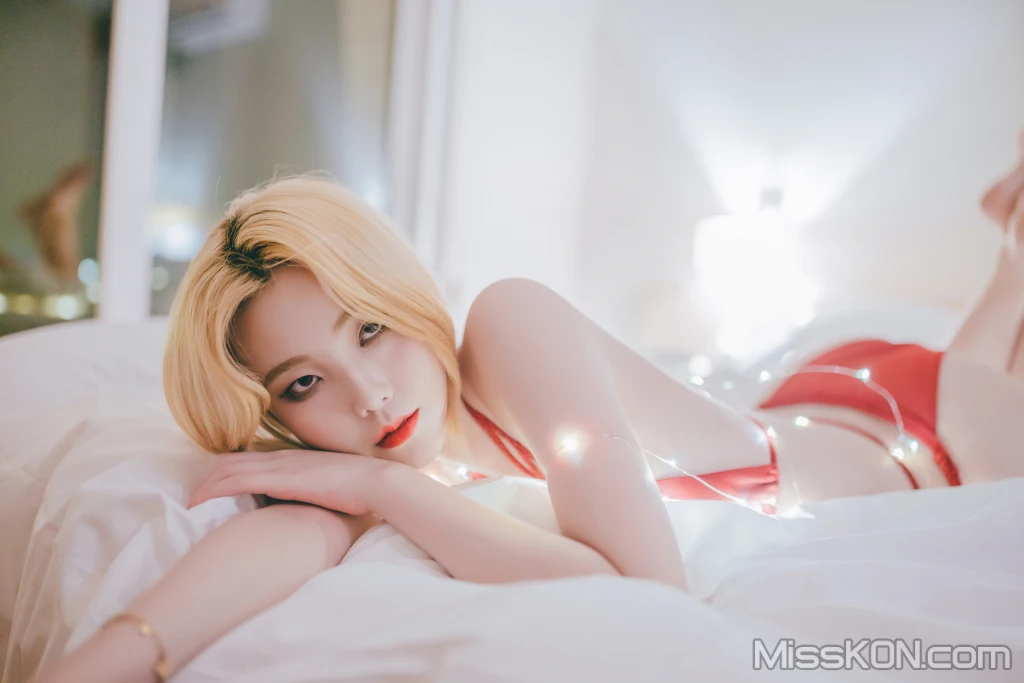 SAINT Photolife – Yuna (유나)_ Vol.14 – Jeju Story Part 1