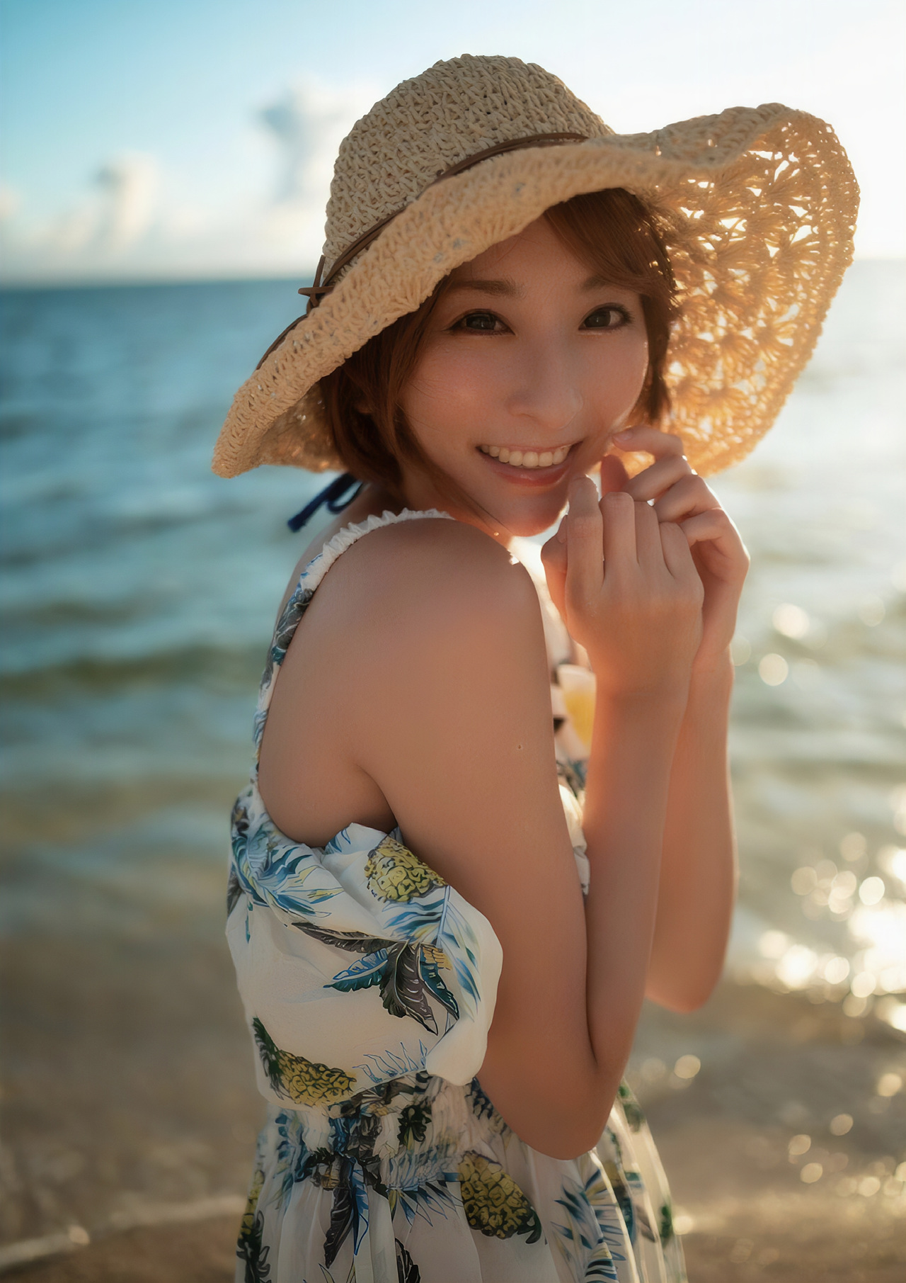 Saki Ogata 緒方咲, 写真集 ‘咲ちぃの長い夏休み Saki’s Long Vacation’ Set.02