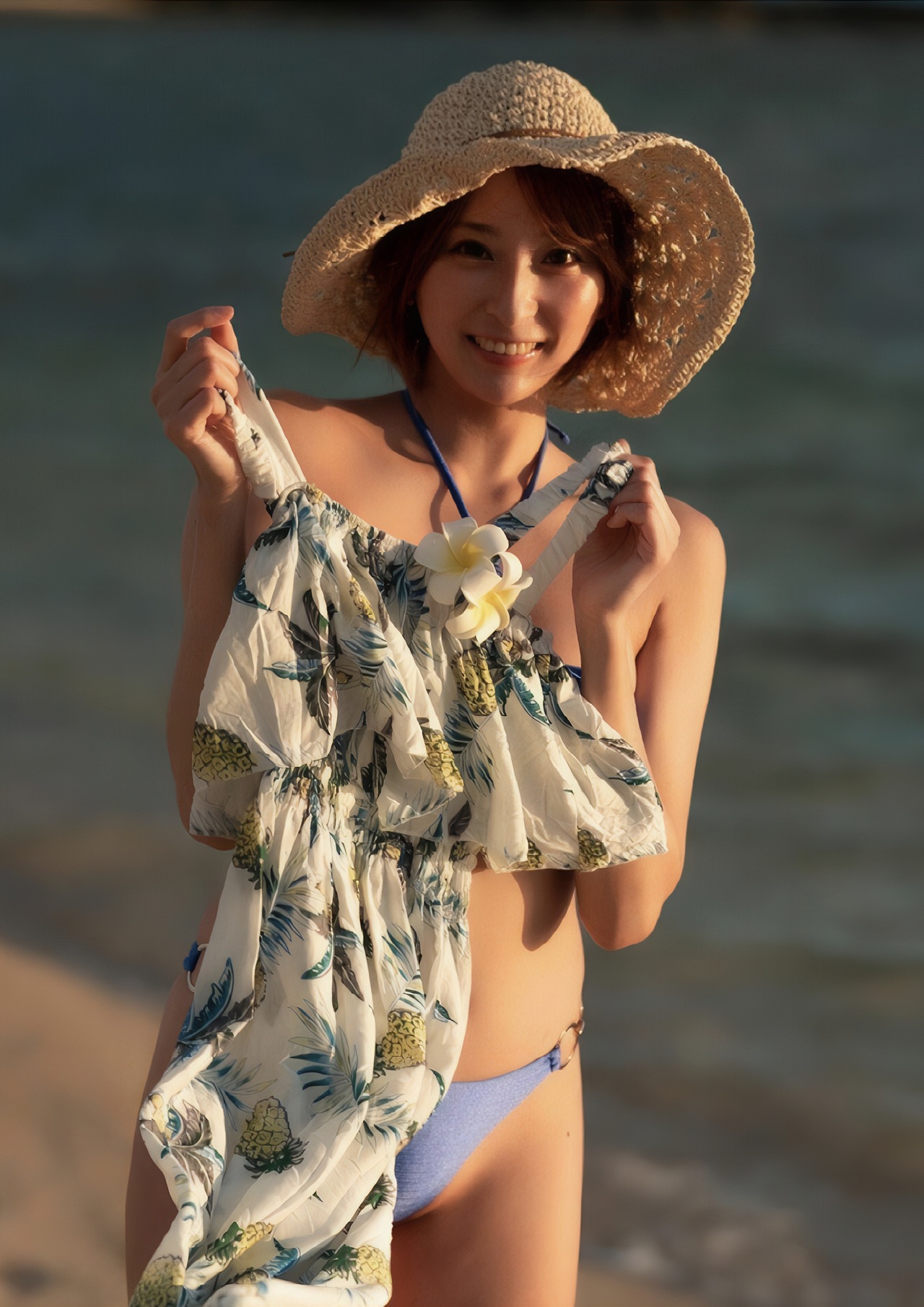 Saki Ogata 緒方咲, 写真集 ‘咲ちぃの長い夏休み Saki’s Long Vacation’ Set.02