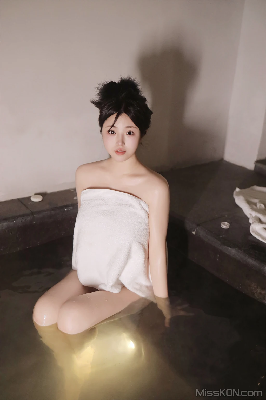 [XR Uncensored] Chen Xiaohua (陈小花)_ 泡澡